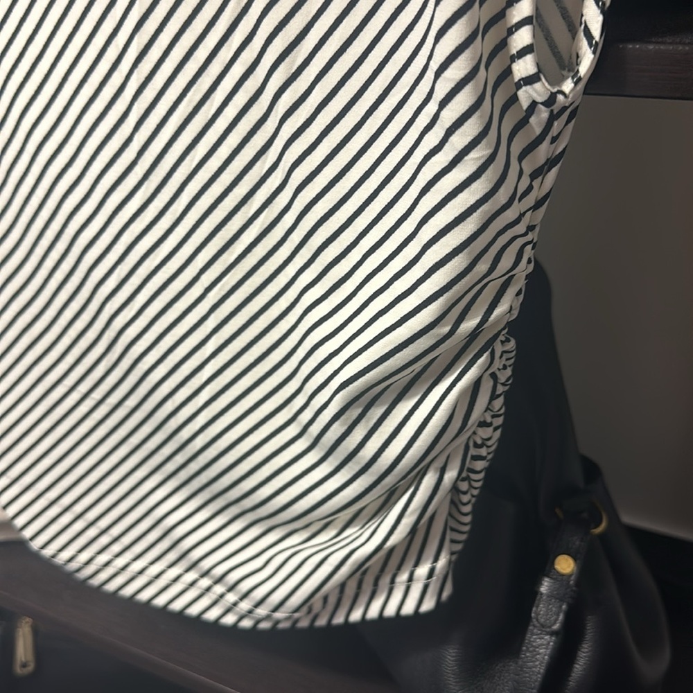 H&M Top - Picture 4 of 5
